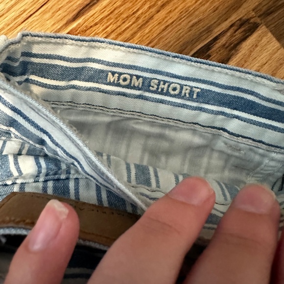 American Eagle Striped Mom Short - Picture 3 of 3